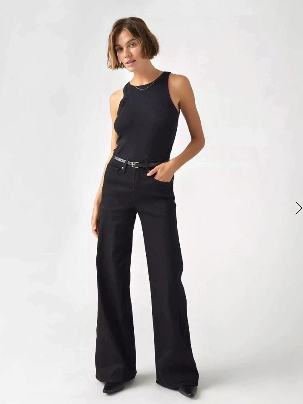 Levi's Ribcage Wide-Leg Jeans in Black Like New